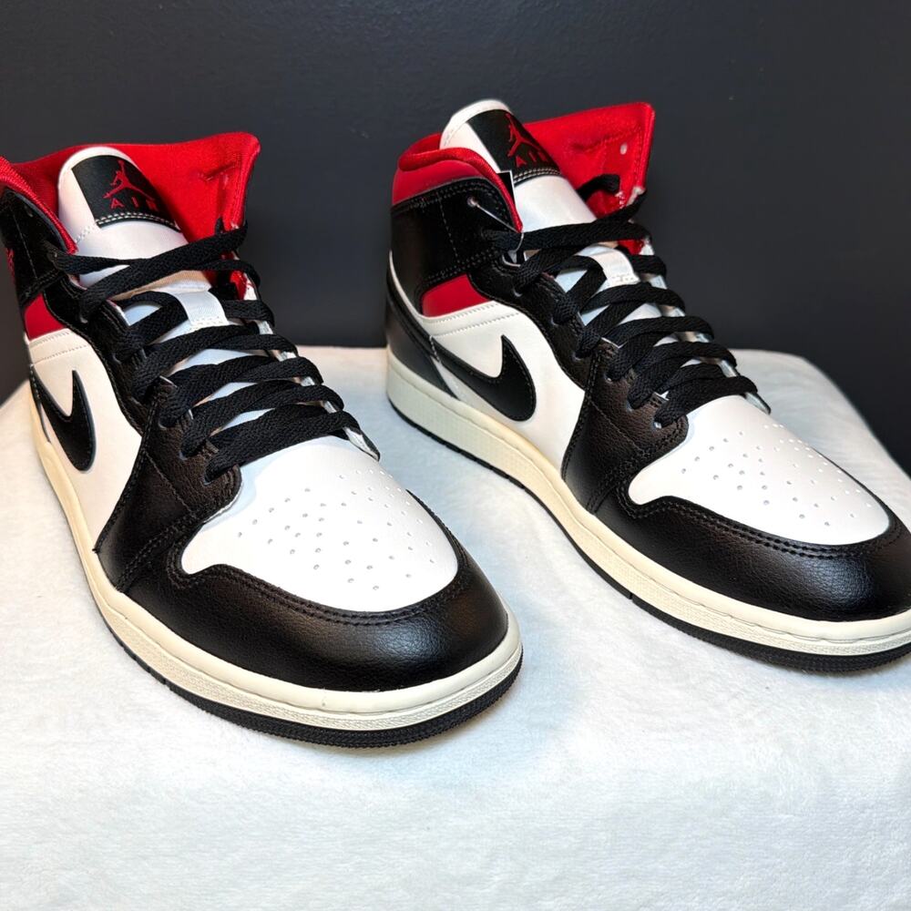 Air Jordan 1 Mid “Black Sail Gym Red” – BQ6472-061 | 12W/10.5M - Picture 2 of 10